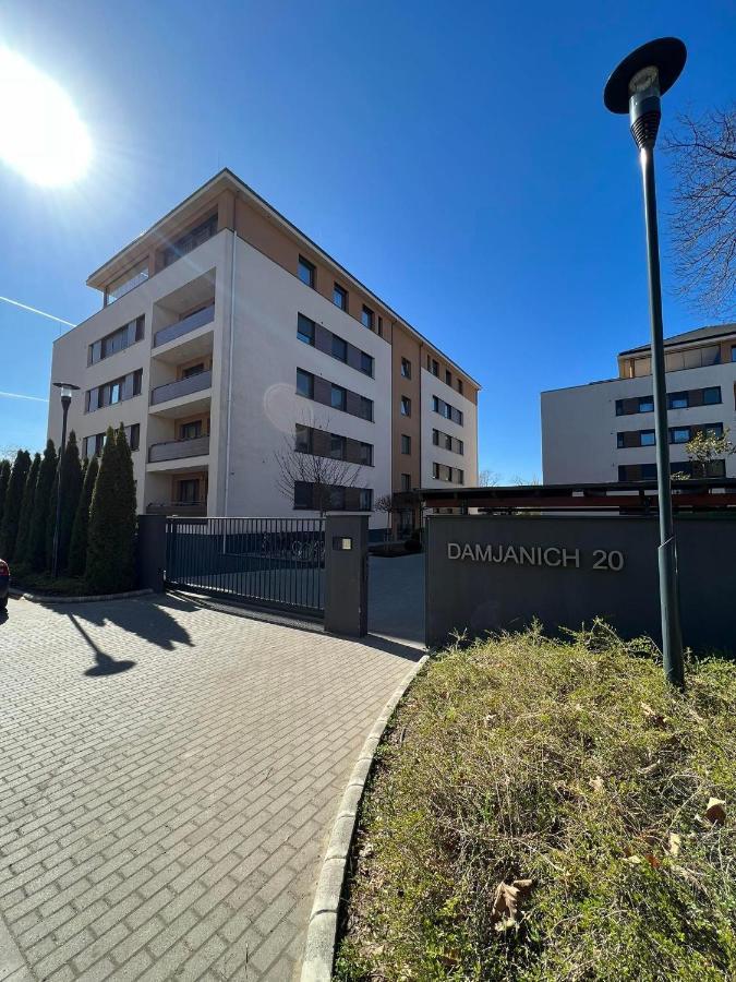 Big Forest Apartman Apartment Debrecen Bagian luar foto