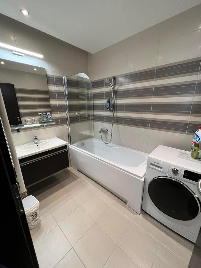 Big Forest Apartman Apartment Debrecen Bagian luar foto