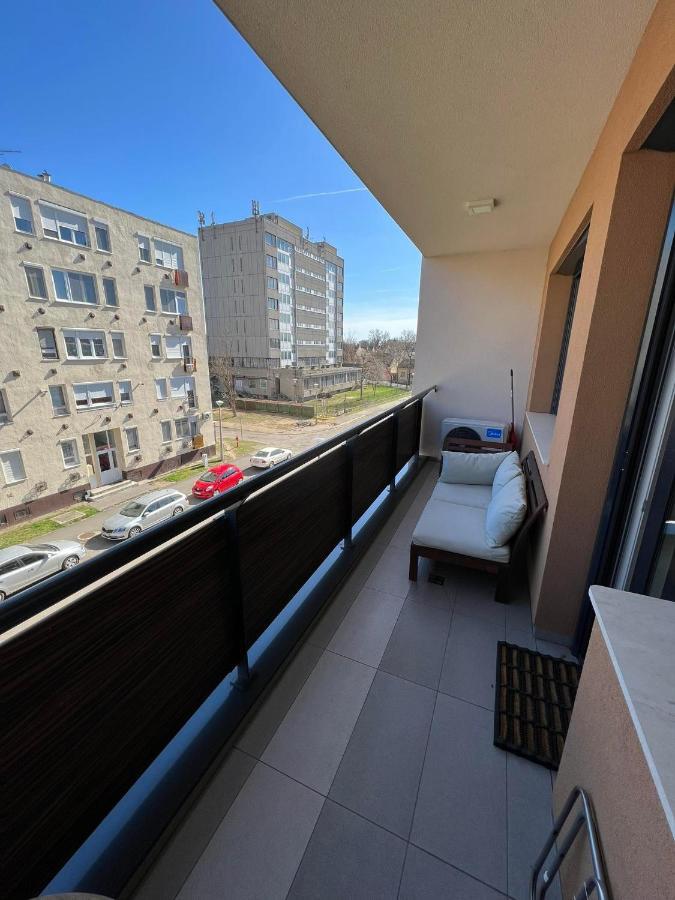 Big Forest Apartman Apartment Debrecen Bagian luar foto